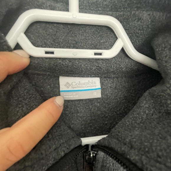 Soft warm Columbia fleece zip up - Picture 10 of 10